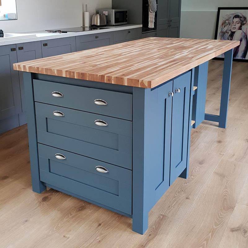 Portland Country Life - Kitchen Islands